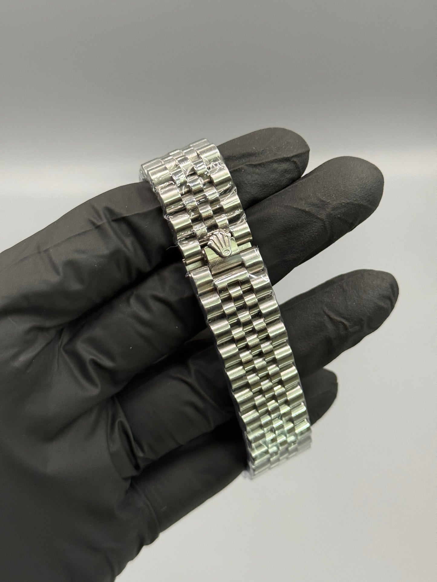 Silver Chain Date Just