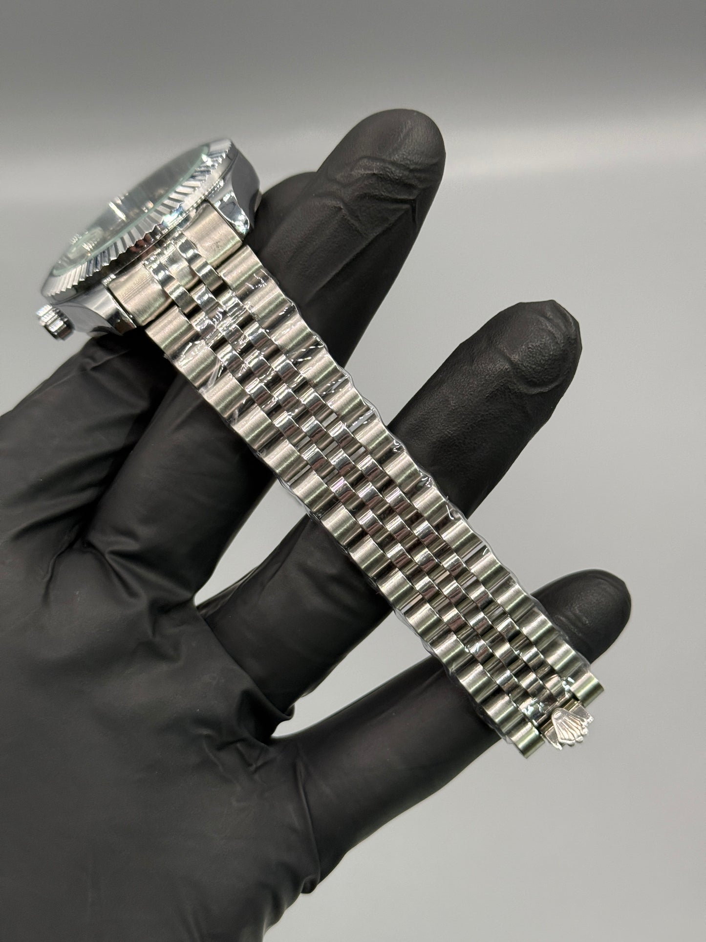 Silver Chain Date Just