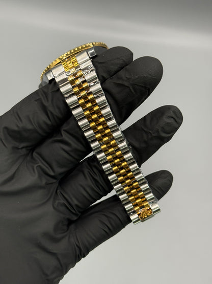 Rotating Dial GMT Date Just