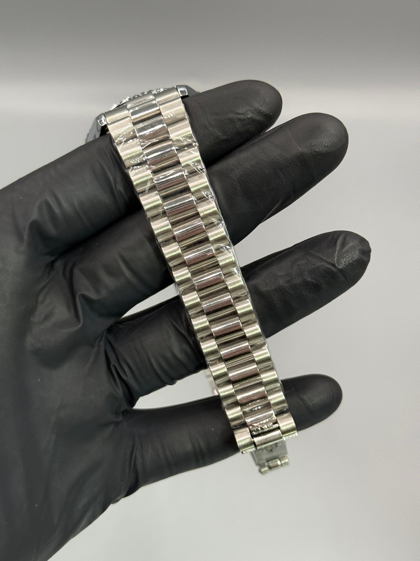 Silver Chain Date Just